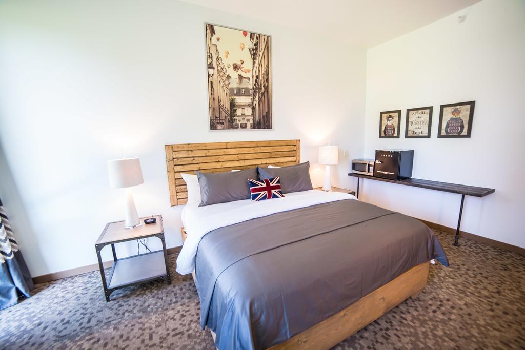 Okoboji Commons Hotel Экстерьер фото