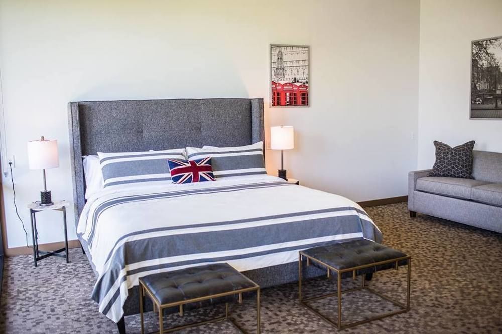 Okoboji Commons Hotel Экстерьер фото