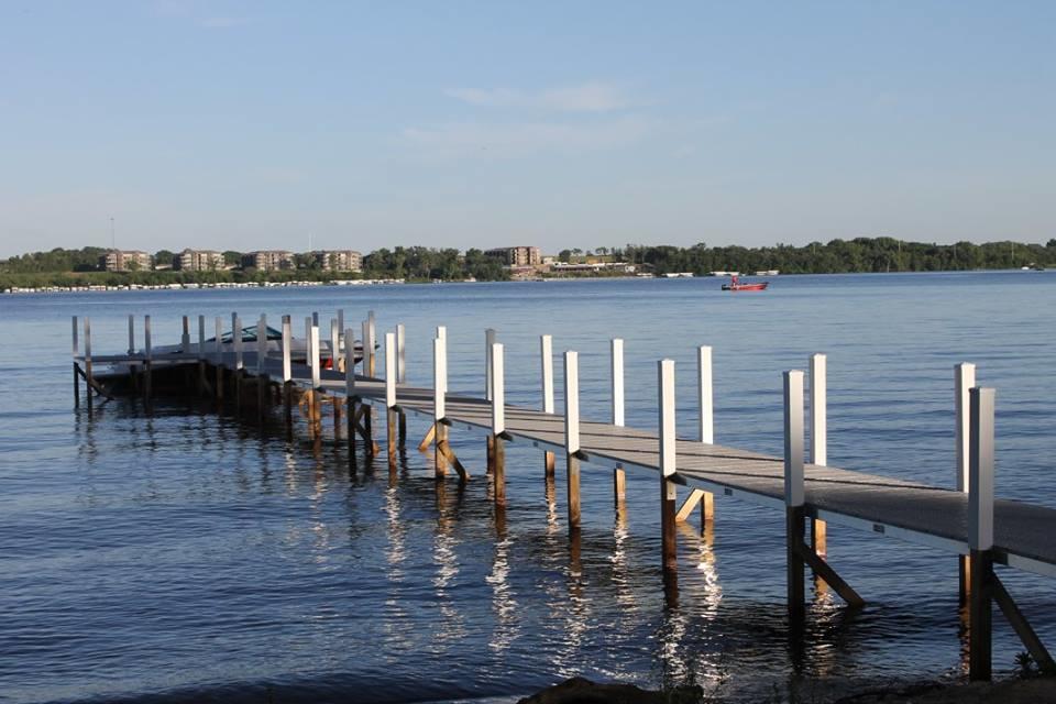 Okoboji Commons Hotel Экстерьер фото